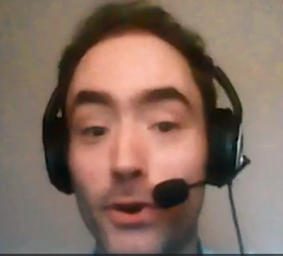 Дэниел — преподаватель английского